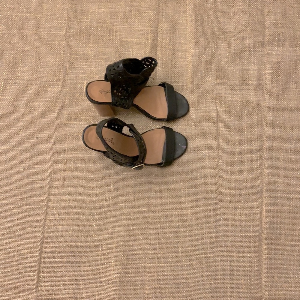 Black sandal heels